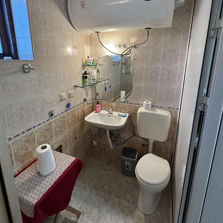 етаж от къща - желкови 바르나